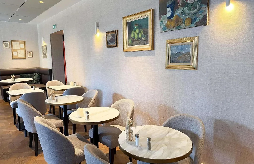 Mercure Rennes Centre Place Bretagne-1